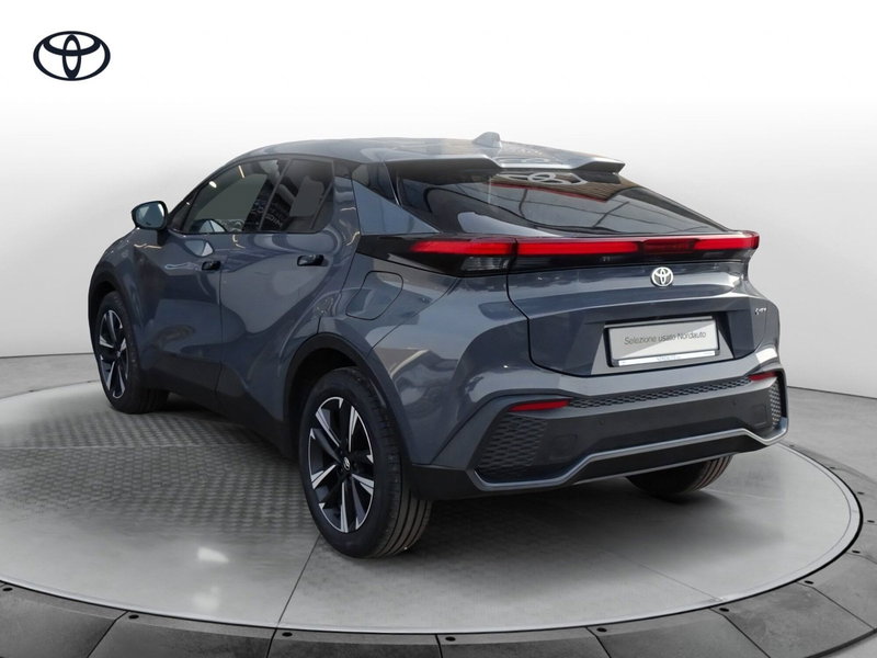 Toyota Toyota C-HR nuova a Treviso (5)