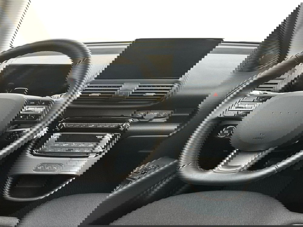 Hyundai Inster nuova a Pistoia (9)