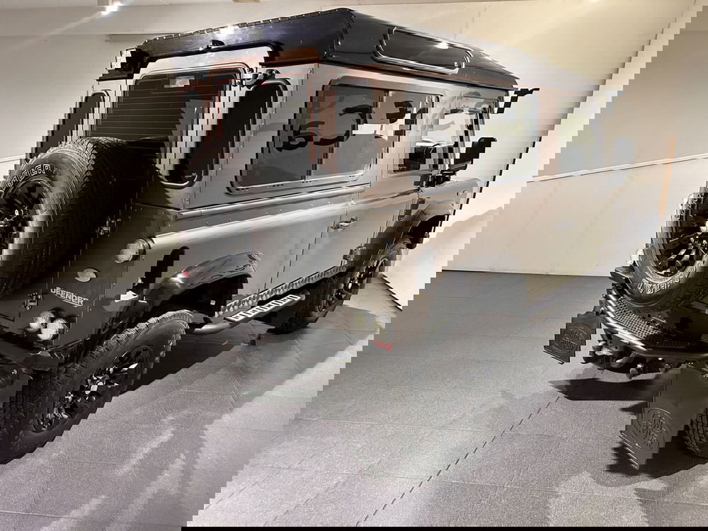 Land Rover Defender usata a Milano (4)