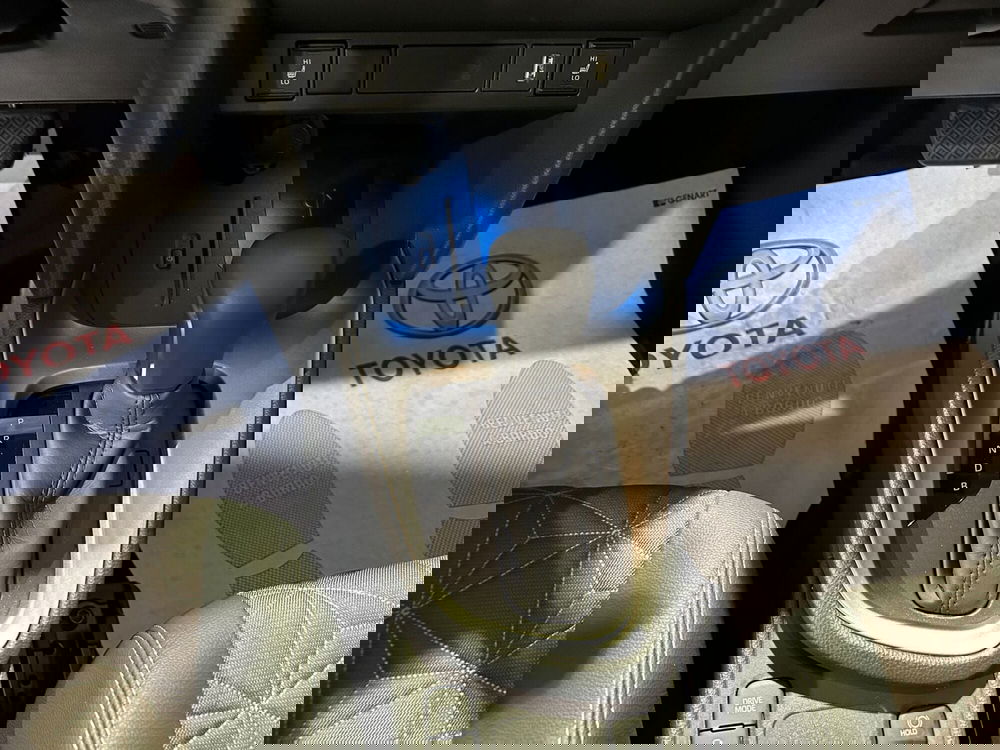 Toyota Yaris Cross usata a Milano (18)