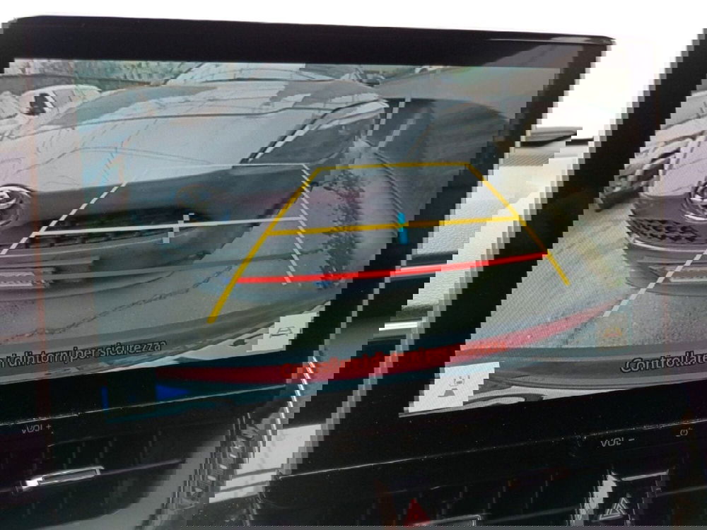 Toyota Corolla Cross Hybrid usata a Milano (16)