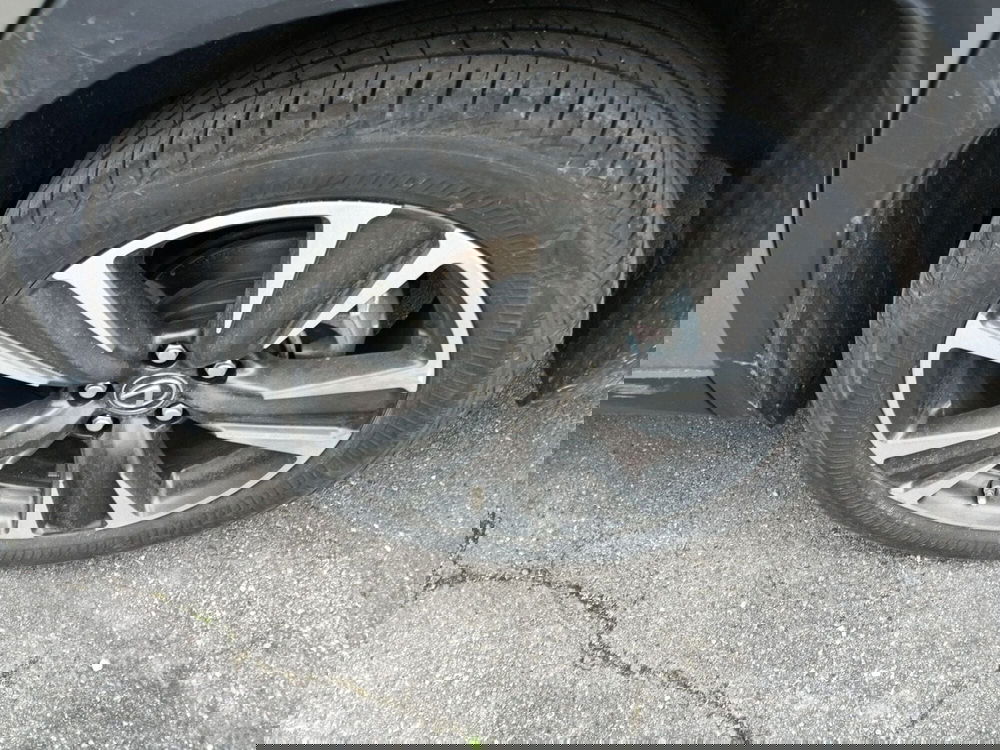 Lexus UX usata a Milano (14)