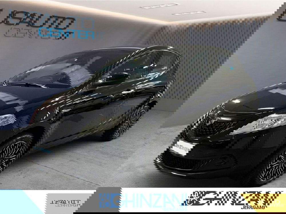Lancia Ypsilon usata a Bergamo