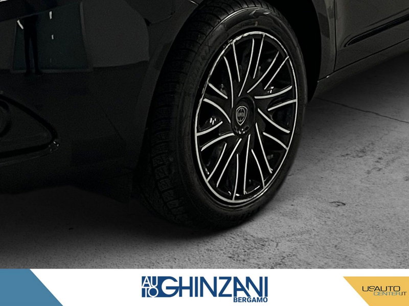 Lancia Ypsilon usata a Bergamo (10)