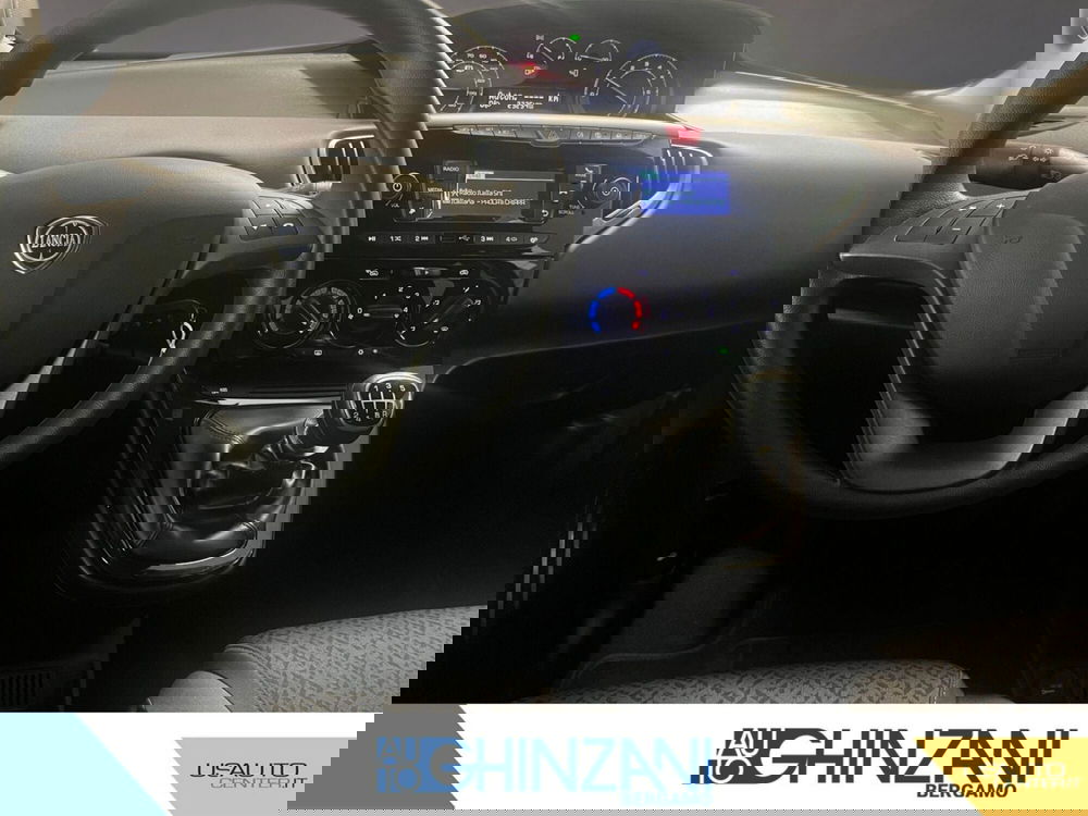 Lancia Ypsilon usata a Bergamo (13)