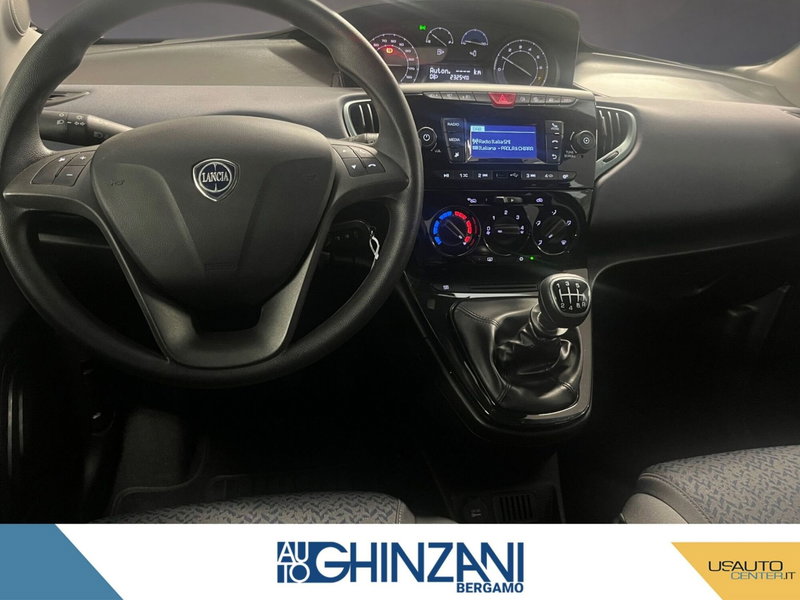 Lancia Ypsilon usata a Bergamo (13)