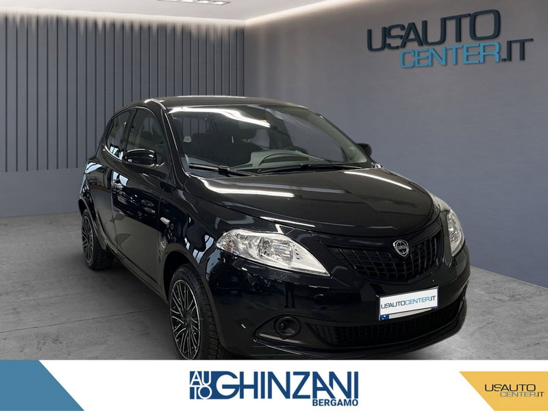Lancia Ypsilon usata a Bergamo (2)