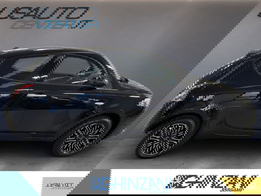 Lancia Ypsilon usata a Bergamo (5)