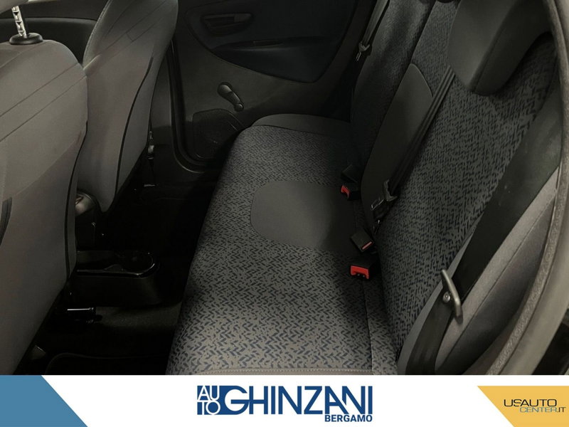 Lancia Ypsilon usata a Bergamo (7)