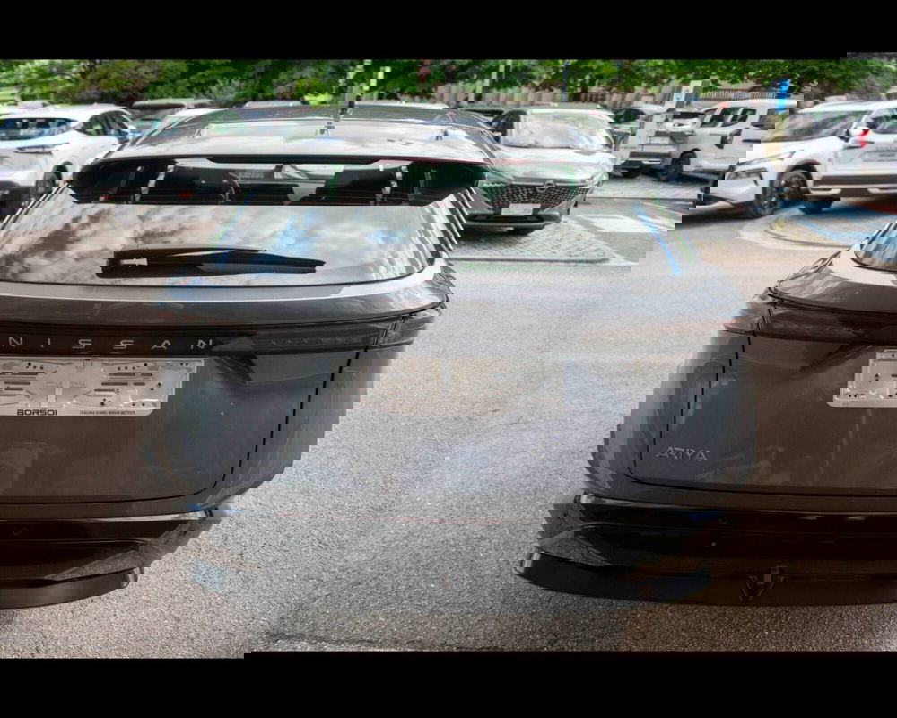 Nissan Ariya nuova a Treviso (3)