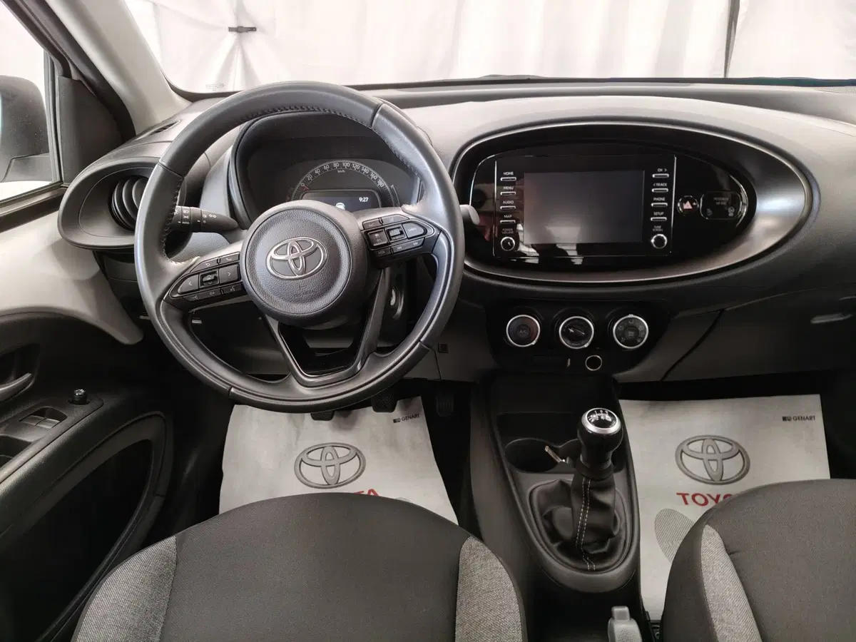 Toyota Aygo X usata a Frosinone (10)