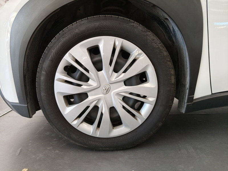 Toyota Aygo X usata a Frosinone (18)