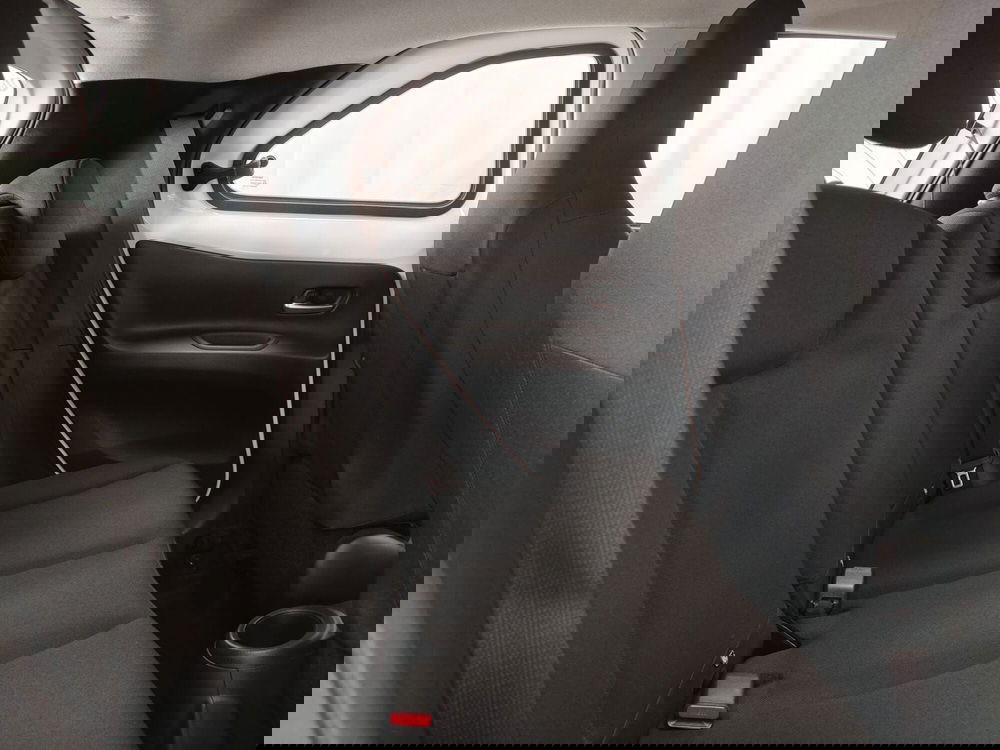 Toyota Aygo X usata a Frosinone (8)