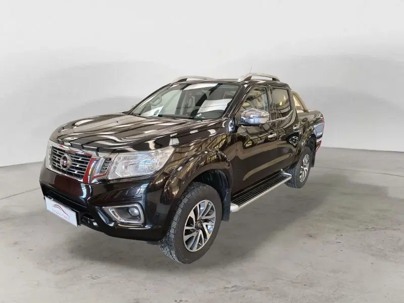 Nissan Navara usata a Roma