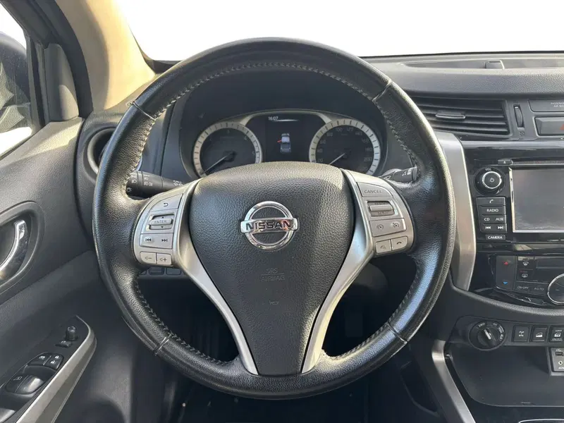 Nissan Navara usata a Roma (10)