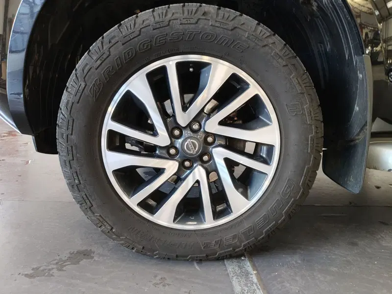 Nissan Navara usata a Roma (16)
