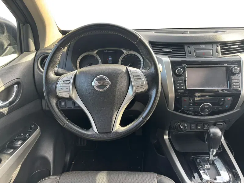 Nissan Navara usata a Roma (9)