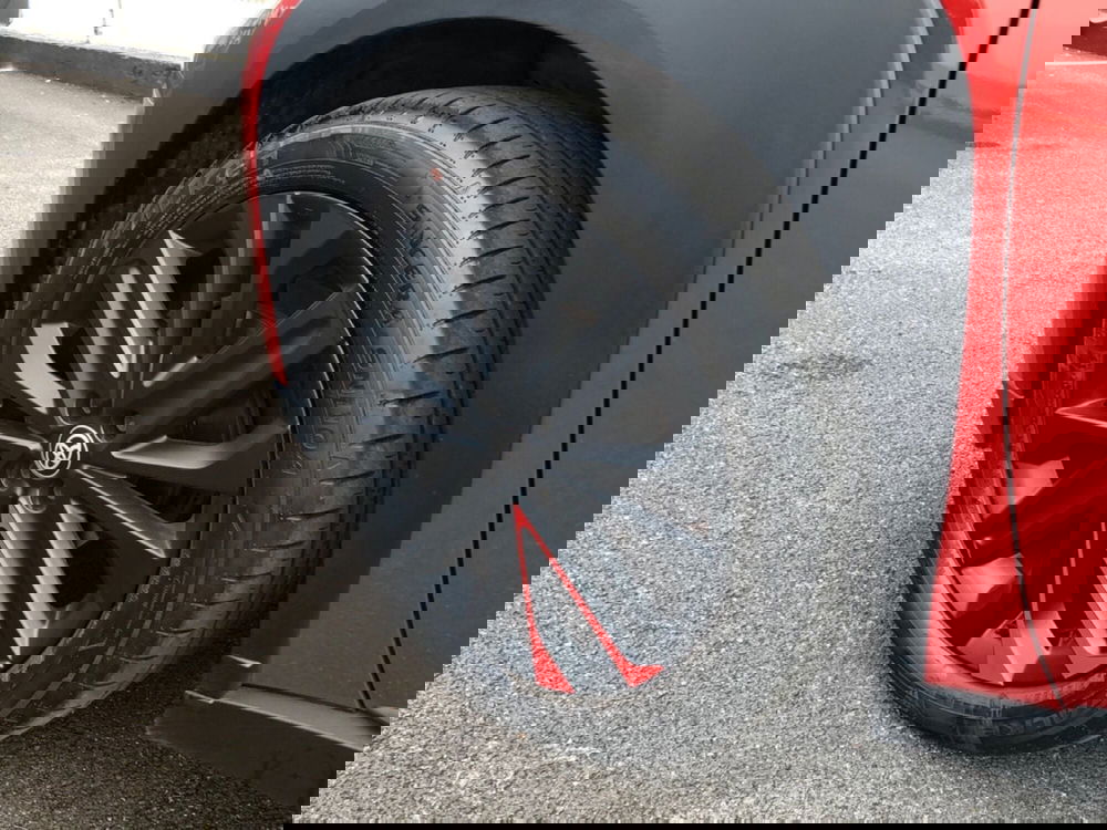 Toyota Aygo X usata a Mantova (15)