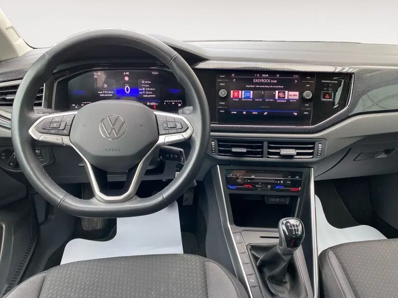 Volkswagen Taigo usata a Bologna (10)