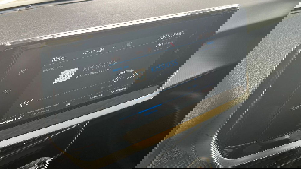 Peugeot 208 usata a Catania (6)