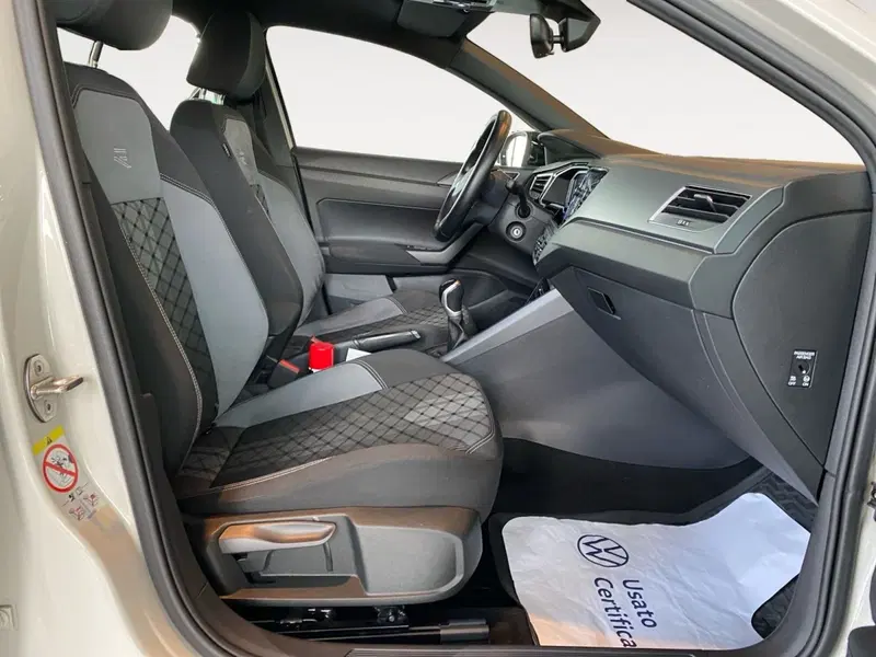 Volkswagen Taigo usata a Bologna (14)
