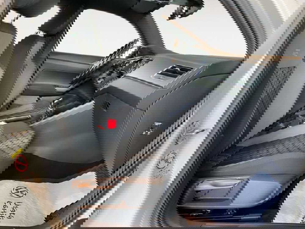 Volkswagen Taigo usata a Bologna (14)