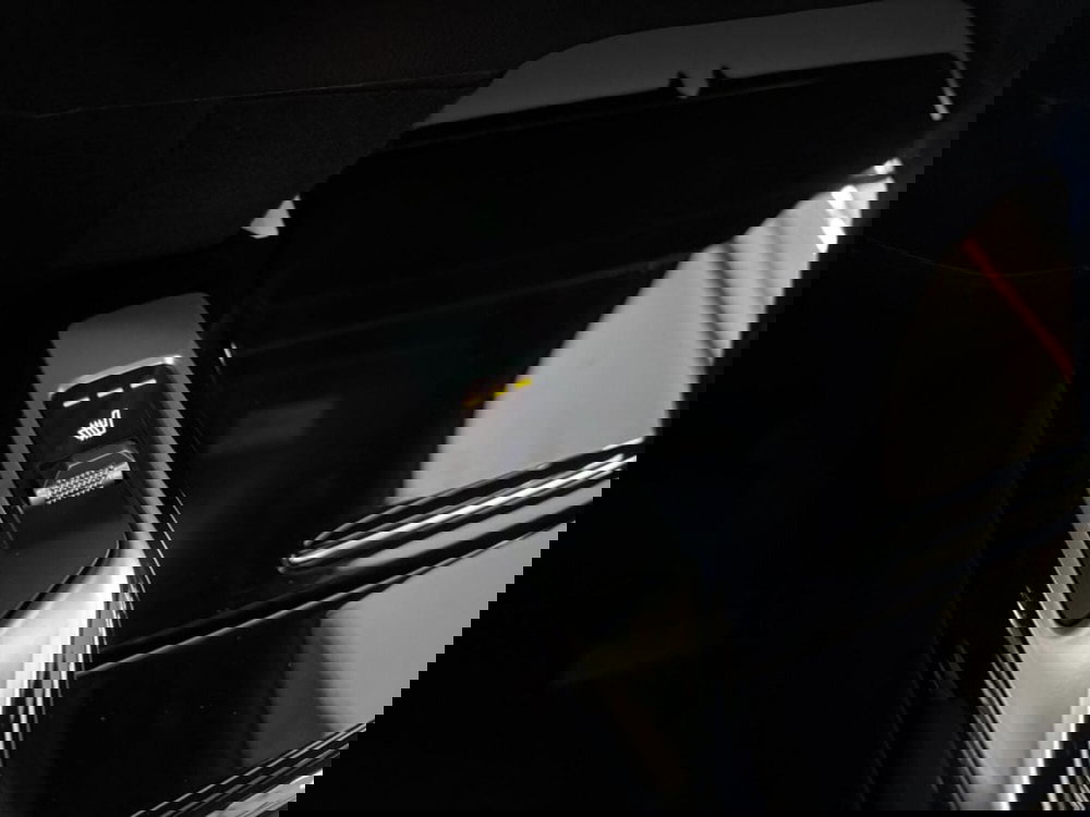 Kia Sorento nuova a Como (12)