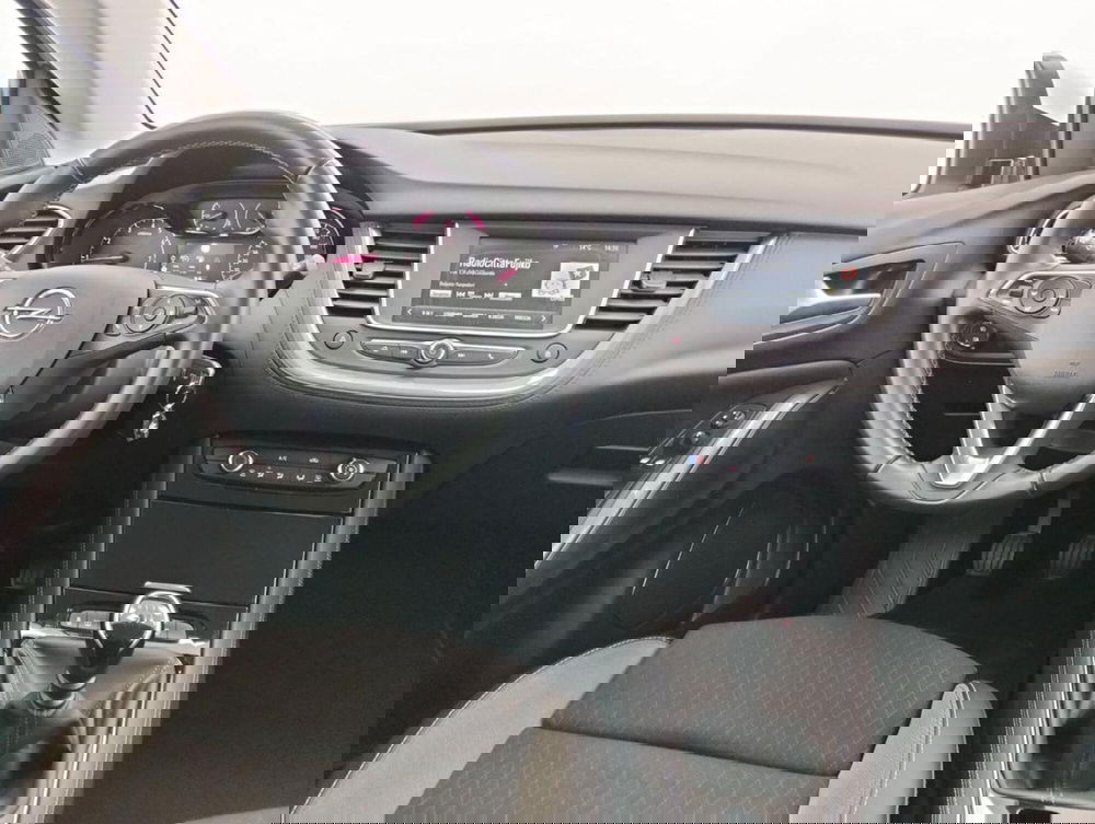 Opel Grandland X usata a Como (10)