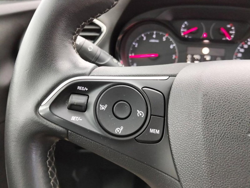 Opel Grandland X usata a Como (11)