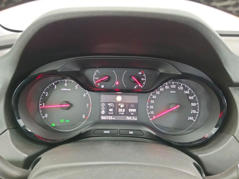 Opel Grandland X usata a Como (12)