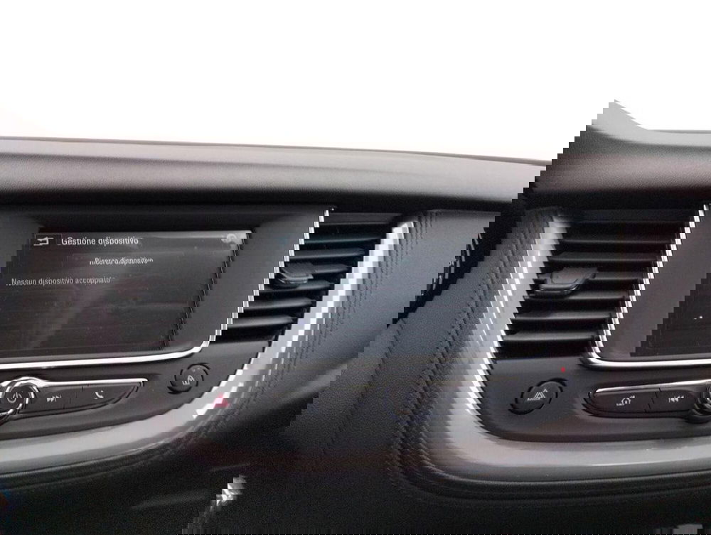 Opel Grandland X usata a Como (14)