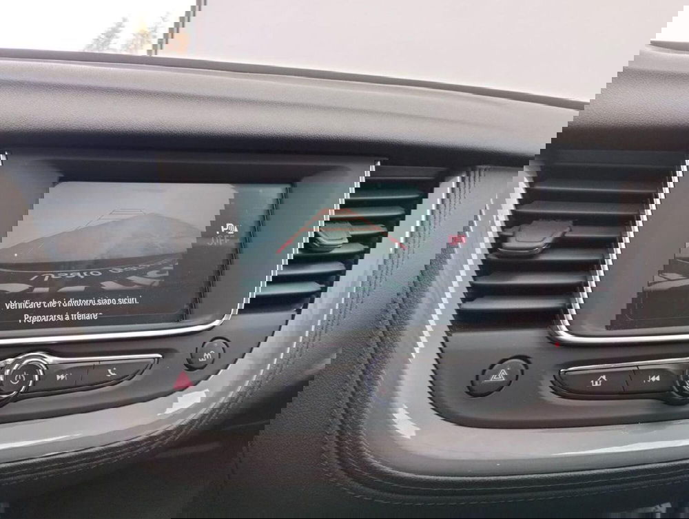 Opel Grandland X usata a Como (16)