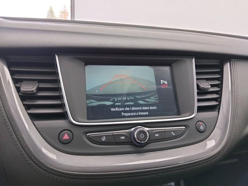 Opel Grandland X usata a Como (16)
