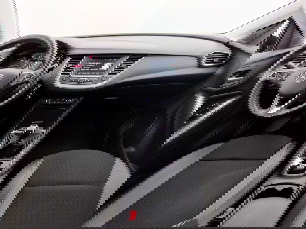 Opel Grandland X usata a Como (4)