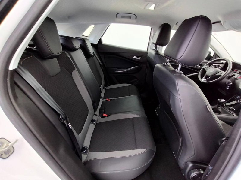 Opel Grandland X usata a Como (5)