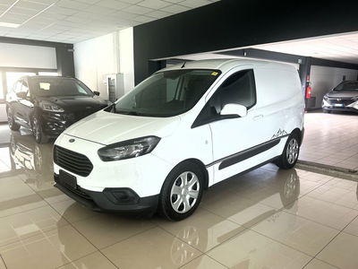 Ford Transit Courier Furgone 1.5 ecoblue 100cv Trend del 2024 usata a Ferrara
