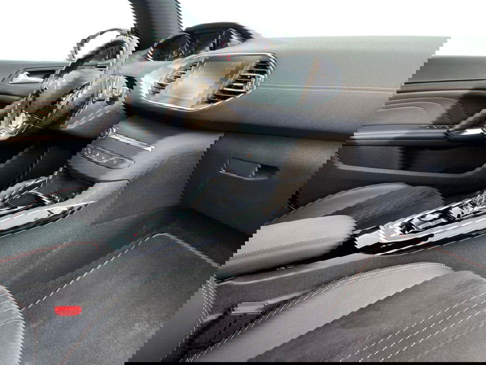 Peugeot 308 usata a Bari (9)