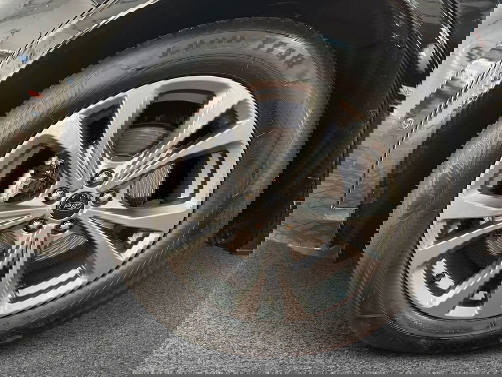 Ford Kuga usata a Bari (6)