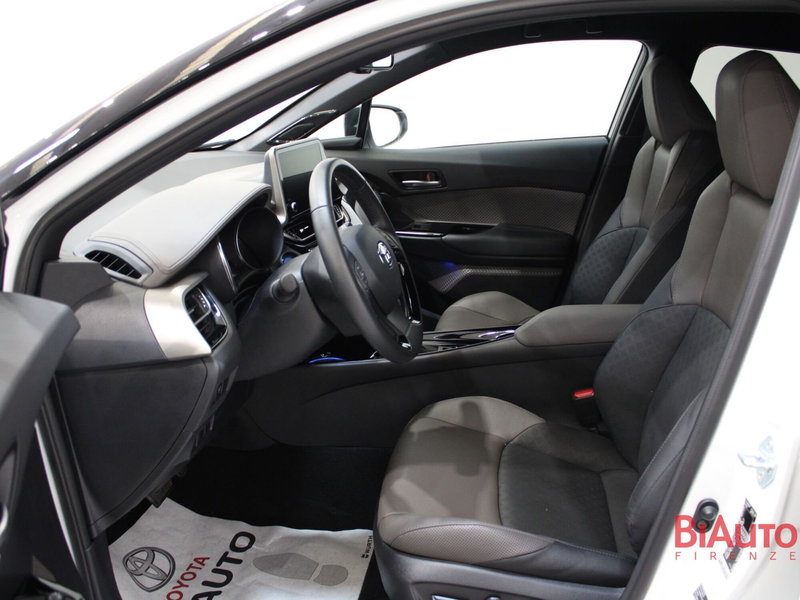 Toyota Toyota C-HR usata a Firenze (6)
