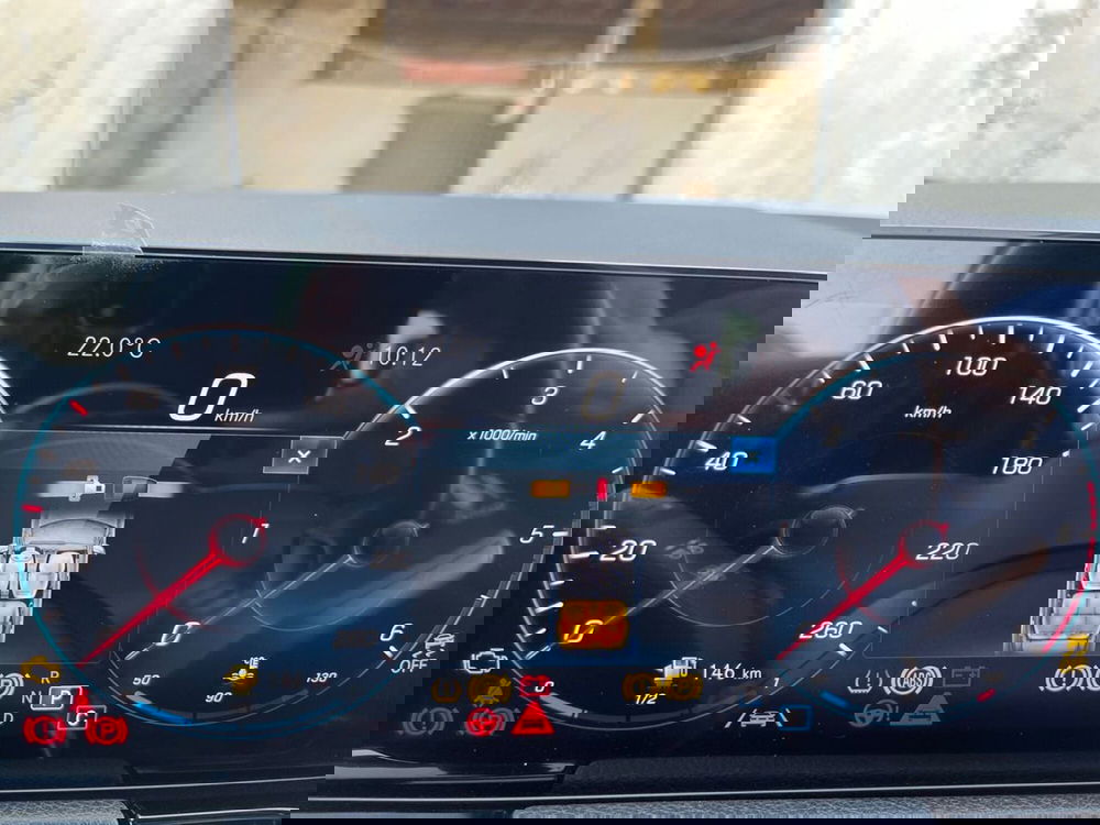 Mercedes-Benz GLA SUV usata a Bari (13)