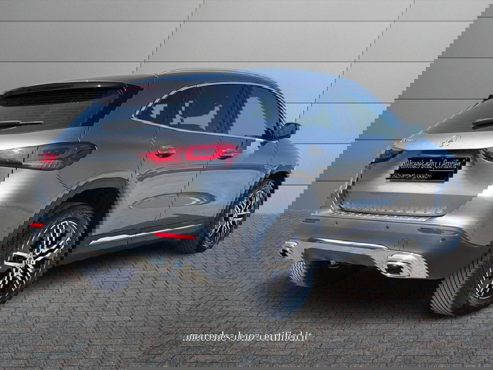 Mercedes-Benz GLA SUV usata a Bari (2)