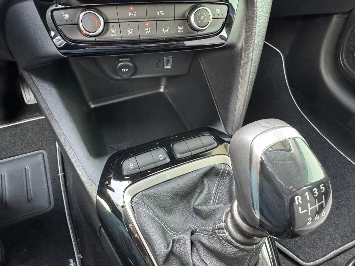 Opel Corsa nuova a Ferrara (13)