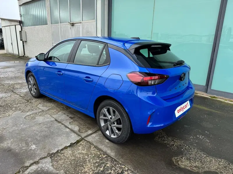 Opel Corsa nuova a Ferrara (2)