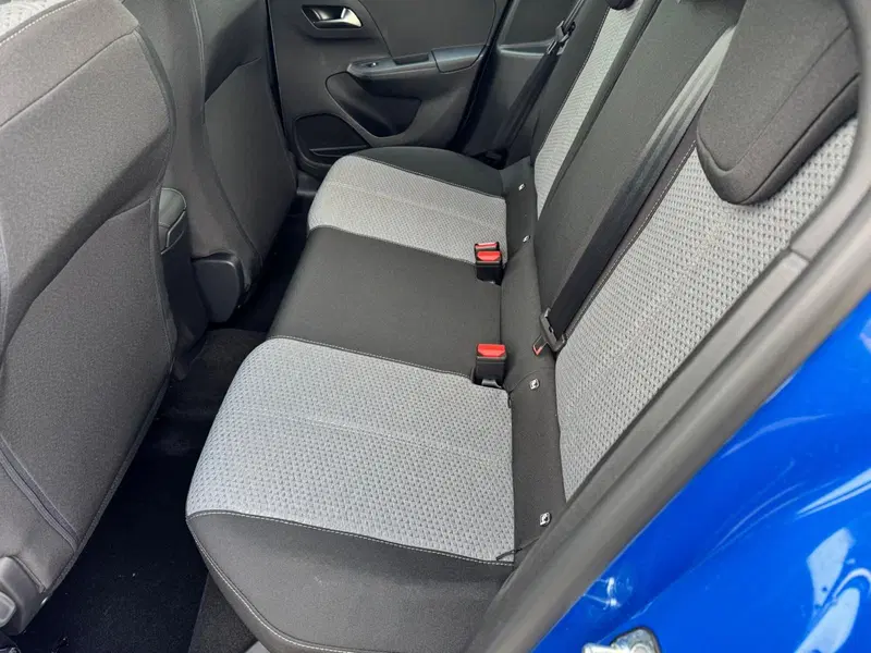 Opel Corsa nuova a Ferrara (7)