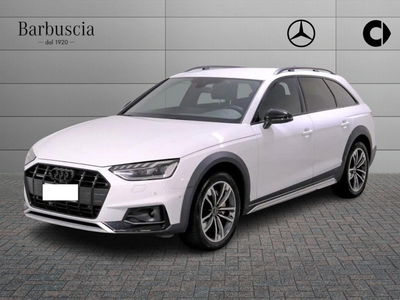 Audi A4 Allroad Allroad 40 2.0 tdi mhev Identity Contrast quattro 204cv s-tronic del 2023 usata a Pescara