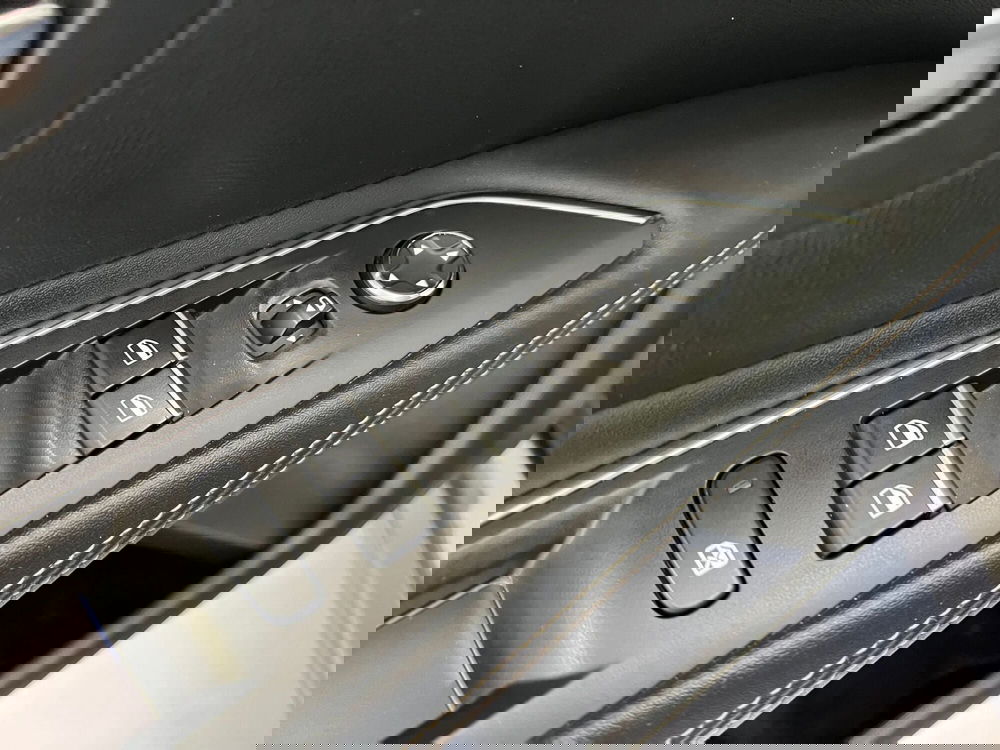 Peugeot 3008 usata a Bari (11)