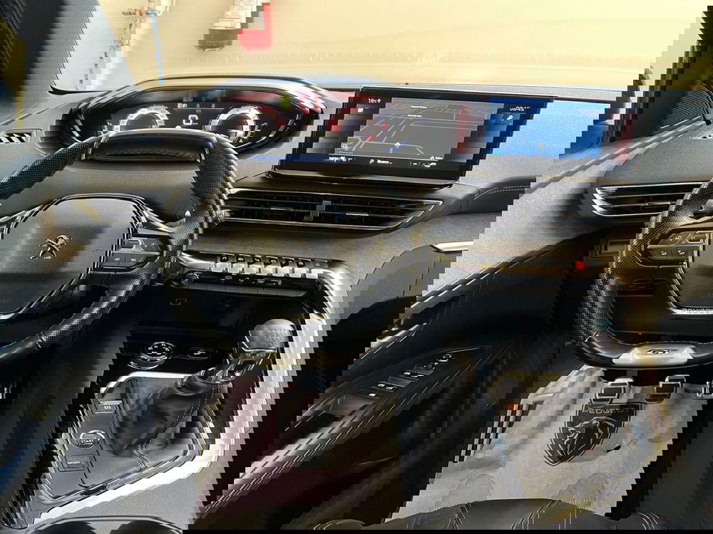 Peugeot 3008 usata a Bari (17)