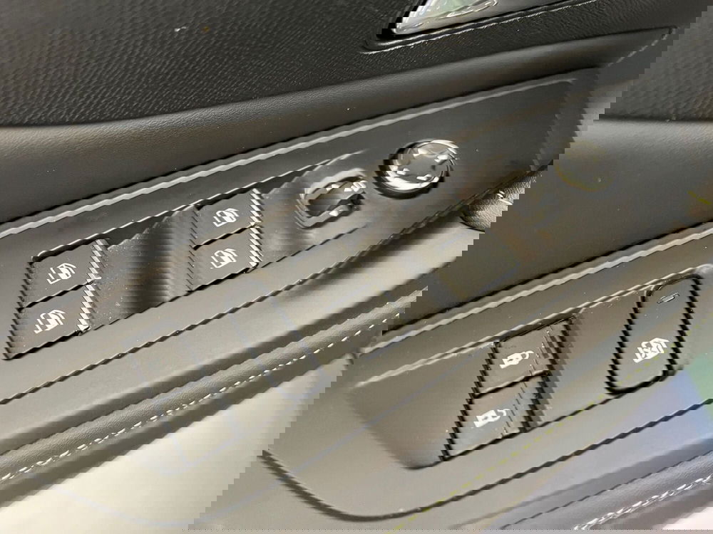 Peugeot 308 usata a Bari (14)