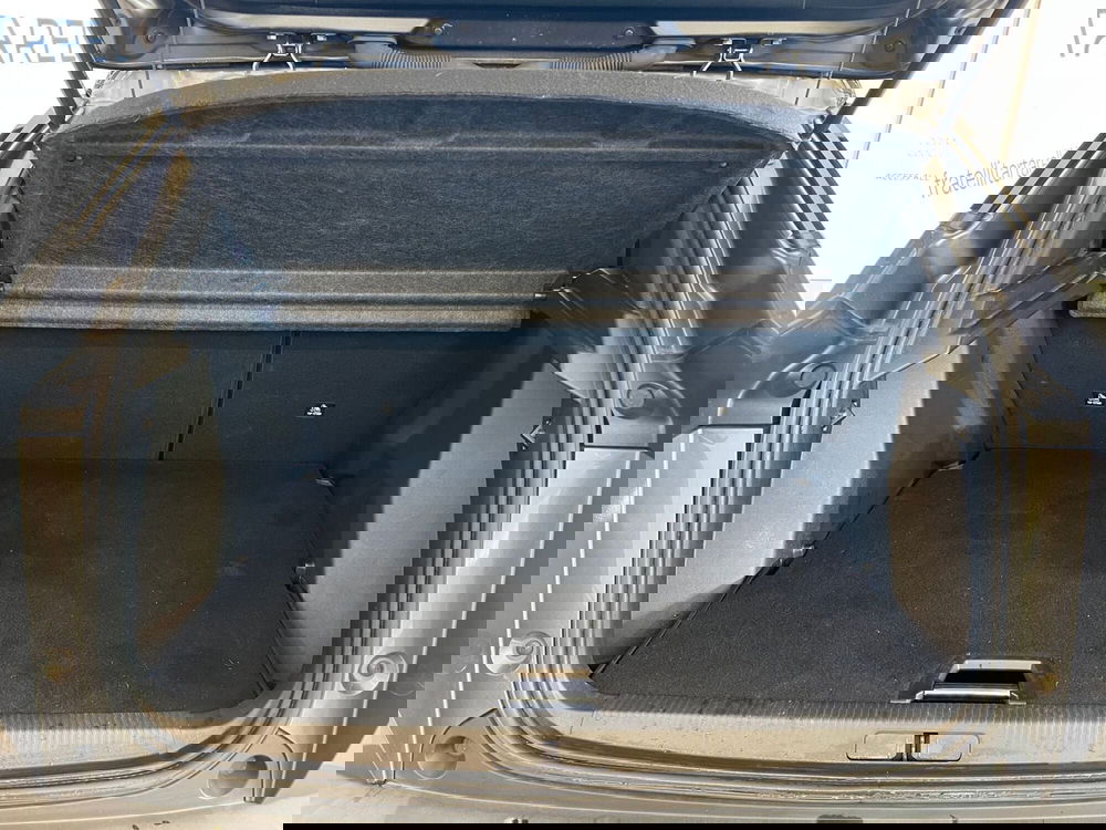 Peugeot 2008 usata a Bari (10)