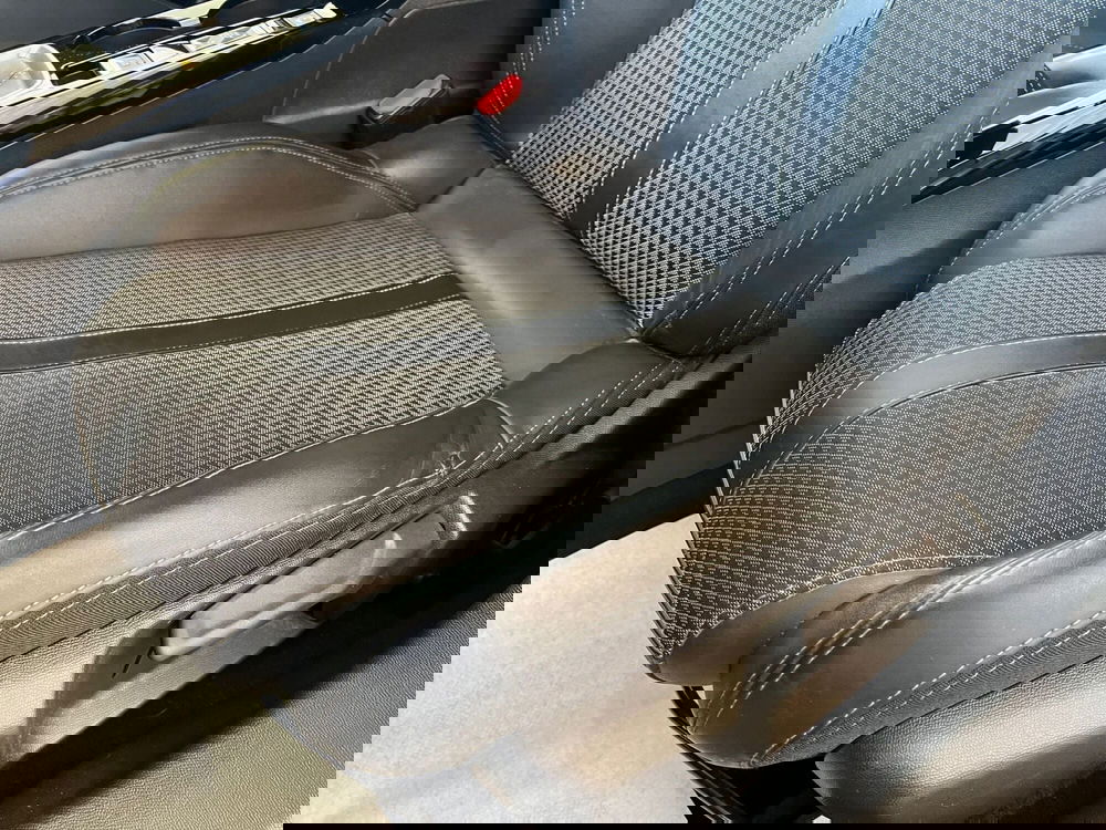 Peugeot 2008 usata a Bari (16)